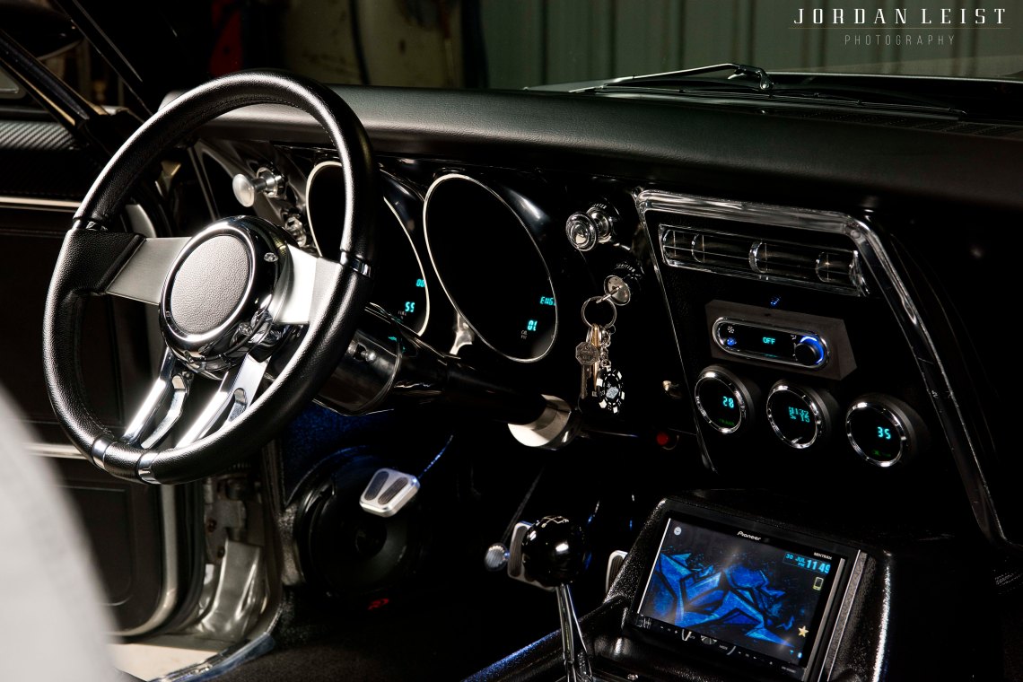 CAMARO_INTERIOR_2